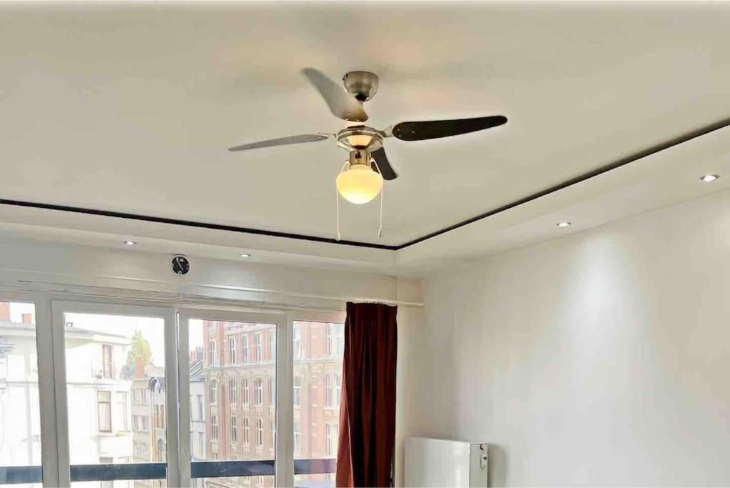 Close To Station Apartment *
